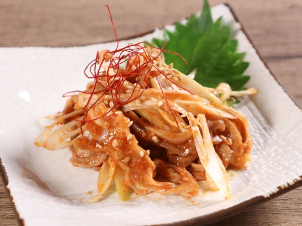 豚ガツのピリ辛和え